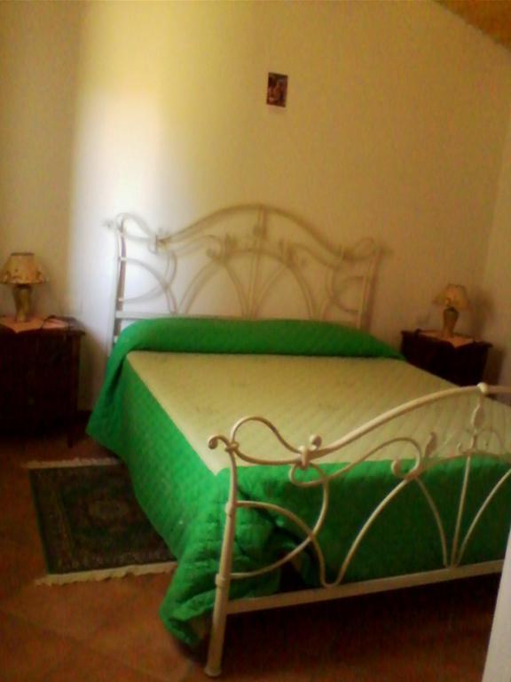 Farm Stay Gli Oleandri Loiri Porto San Paolo Habitación foto