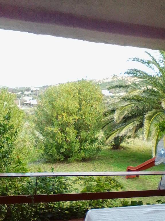 Farm Stay Gli Oleandri Loiri Porto San Paolo Habitación foto